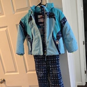 Obermeyer Teal and Navy Snow Gear